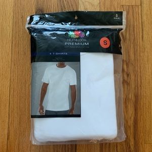 Fruit of the Loom 4 T-Shirts